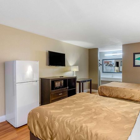Quality Inn And Suites Port Arthur Nederland Exteriör bild