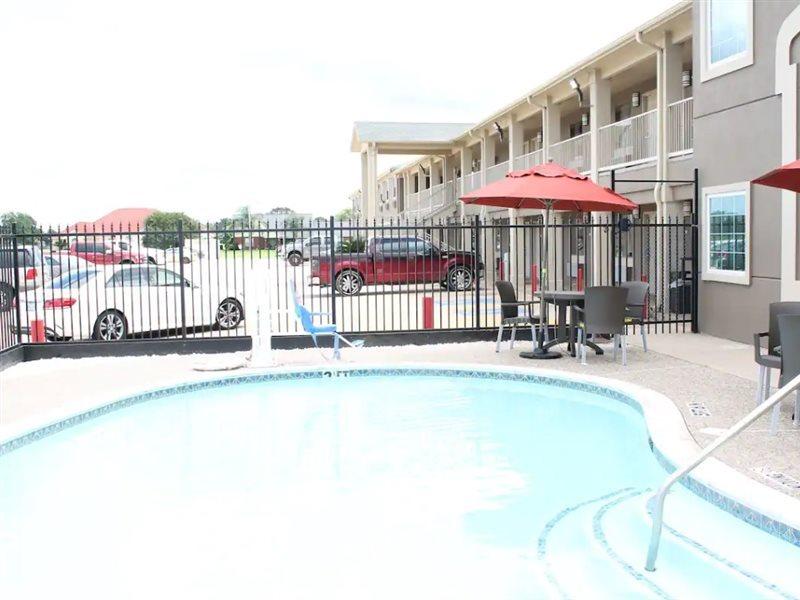 Quality Inn And Suites Port Arthur Nederland Exteriör bild