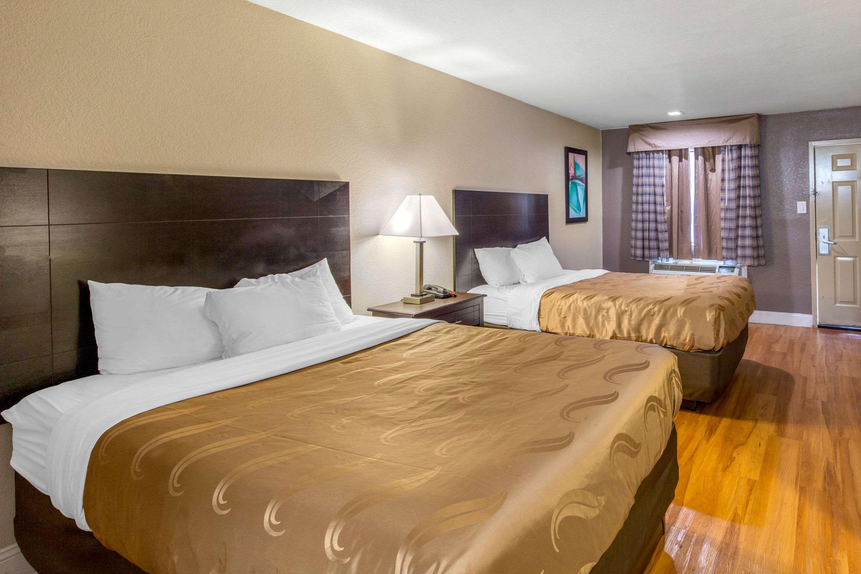 Quality Inn And Suites Port Arthur Nederland Exteriör bild