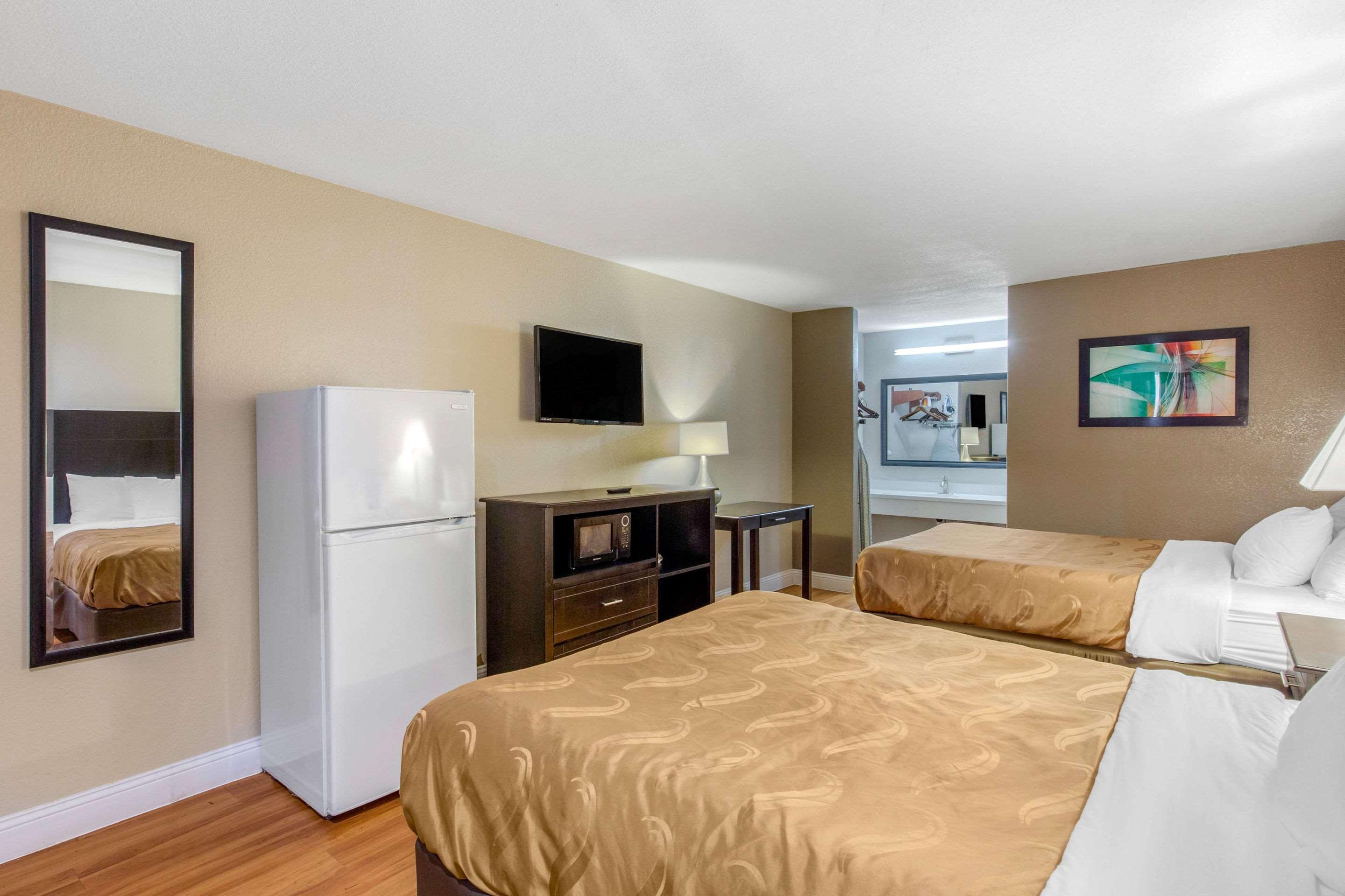 Quality Inn And Suites Port Arthur Nederland Exteriör bild