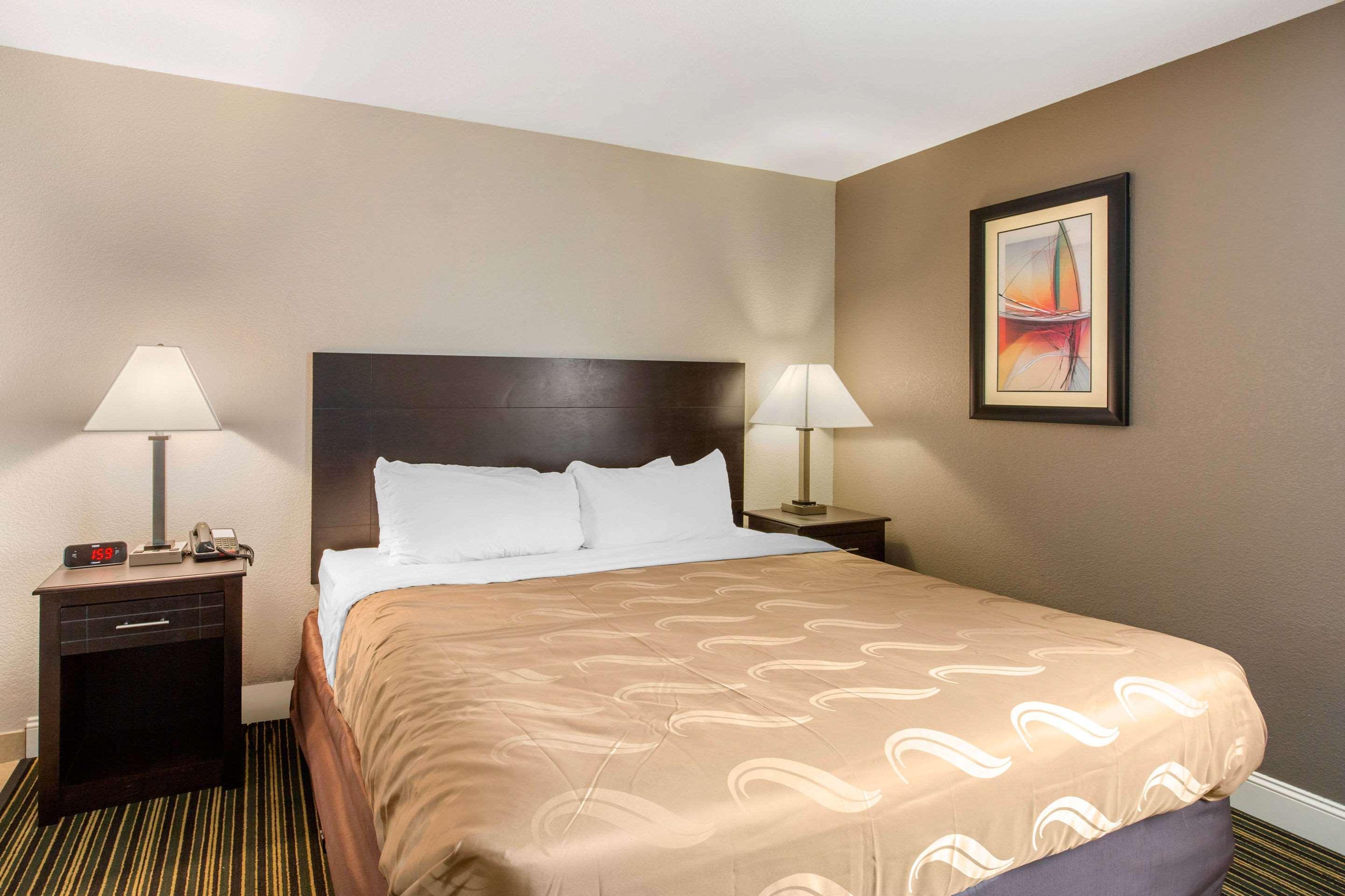 Quality Inn And Suites Port Arthur Nederland Exteriör bild