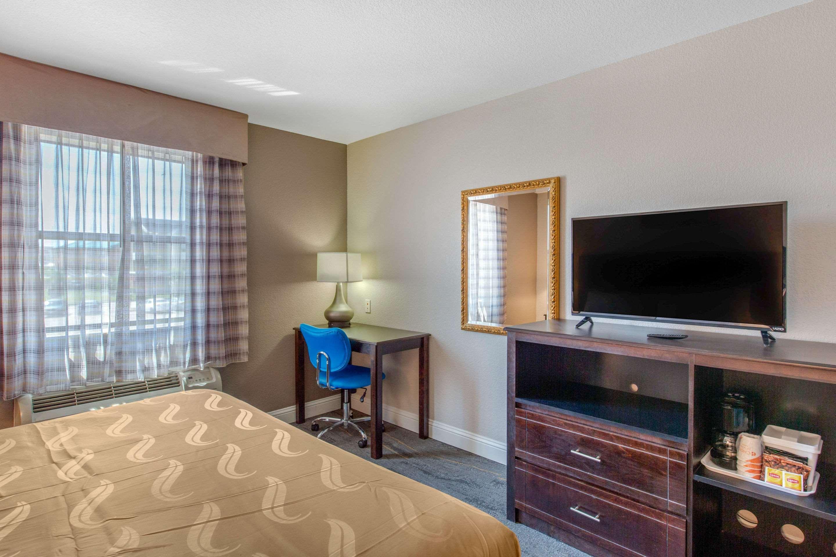 Quality Inn And Suites Port Arthur Nederland Exteriör bild