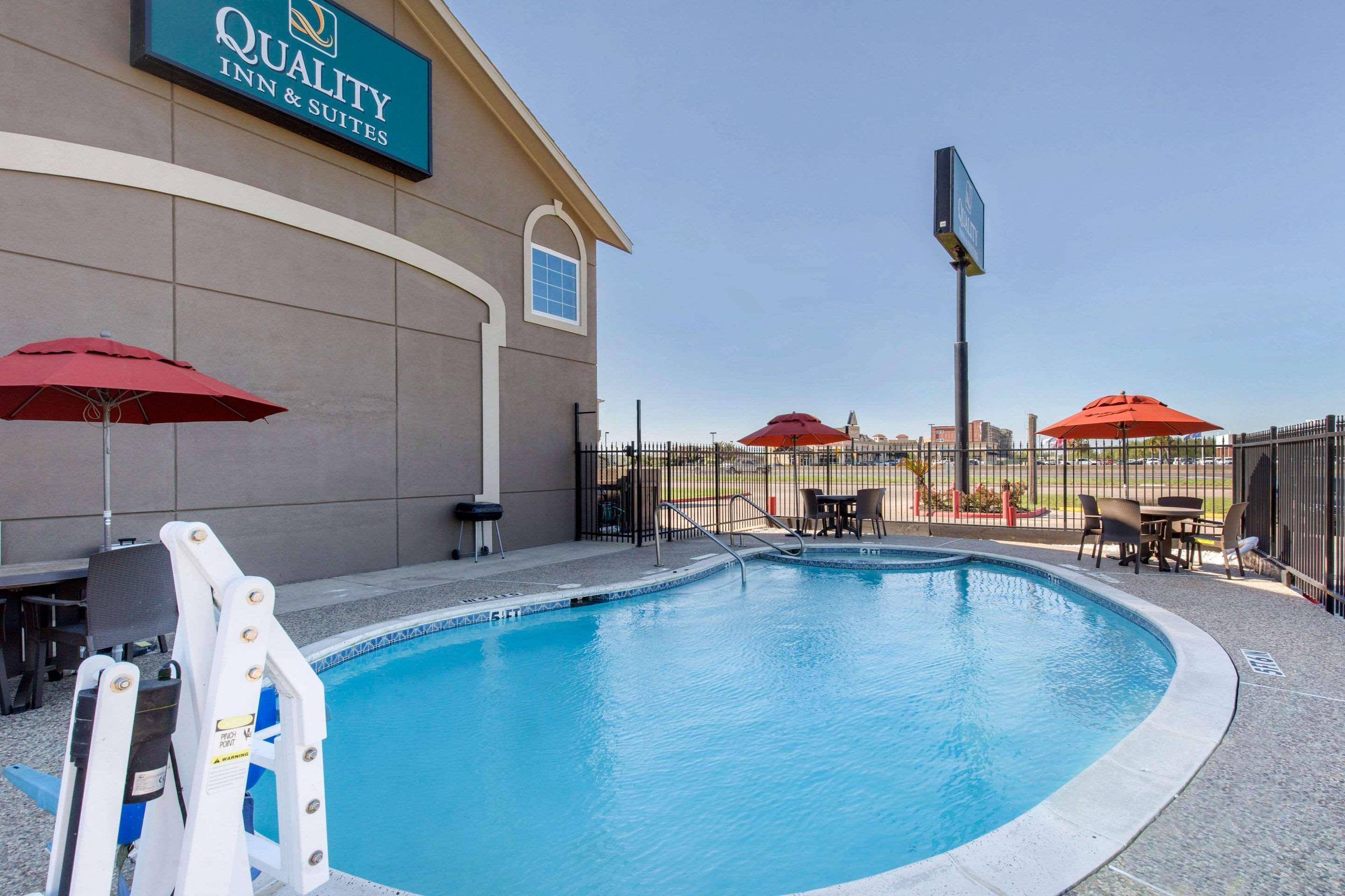 Quality Inn And Suites Port Arthur Nederland Exteriör bild