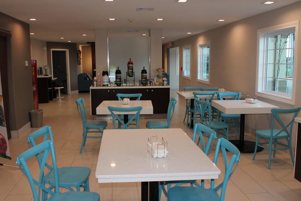 Quality Inn And Suites Port Arthur Nederland Exteriör bild