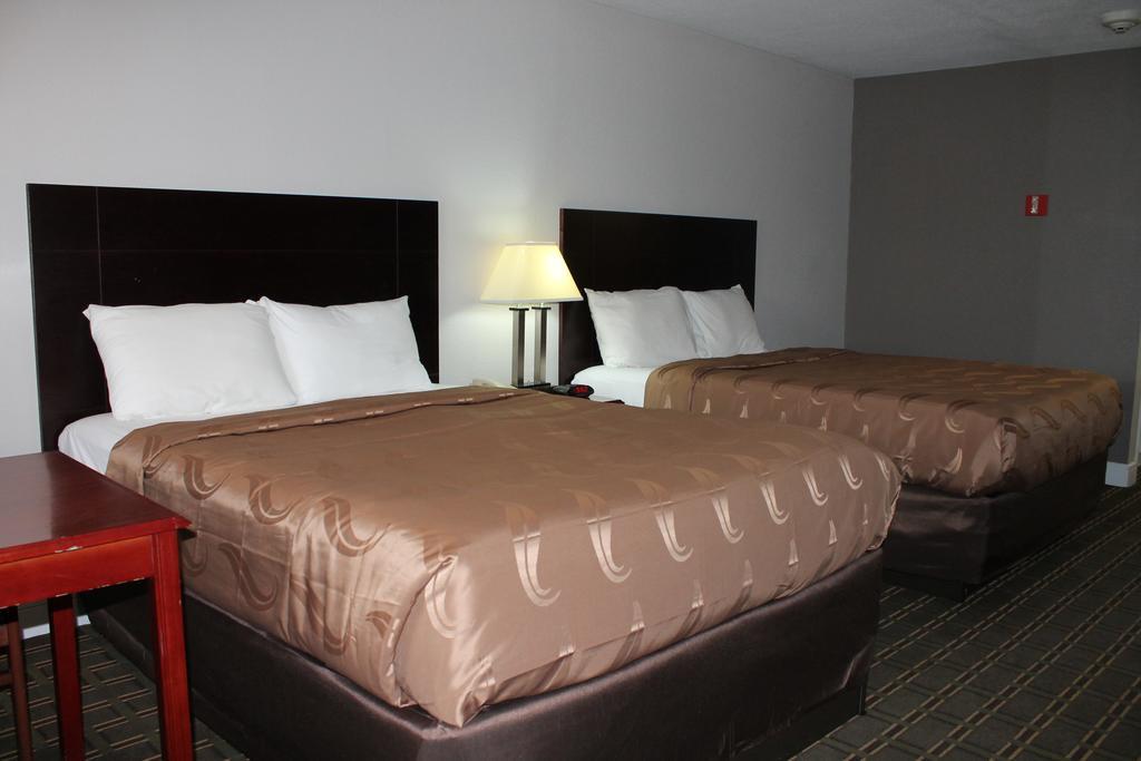 Quality Inn And Suites Port Arthur Nederland Exteriör bild